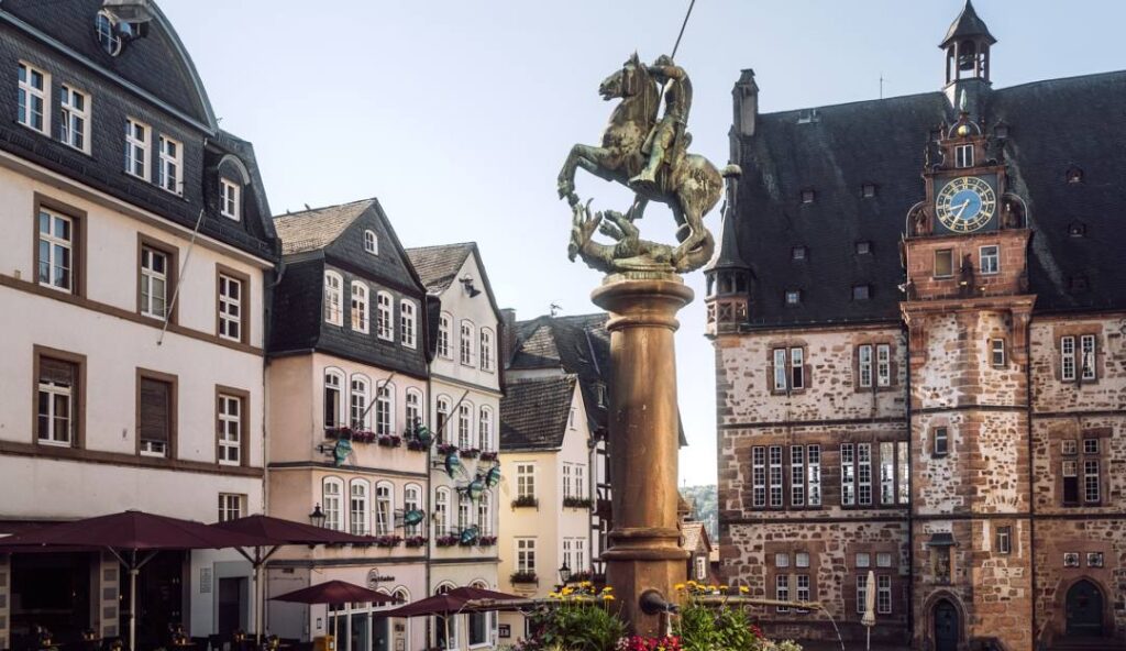 Carl Duisberg Marburg: Dil Eğitimi, Kurslar ve Öğrenci Deneyimleri Carl Duisberg Marburg